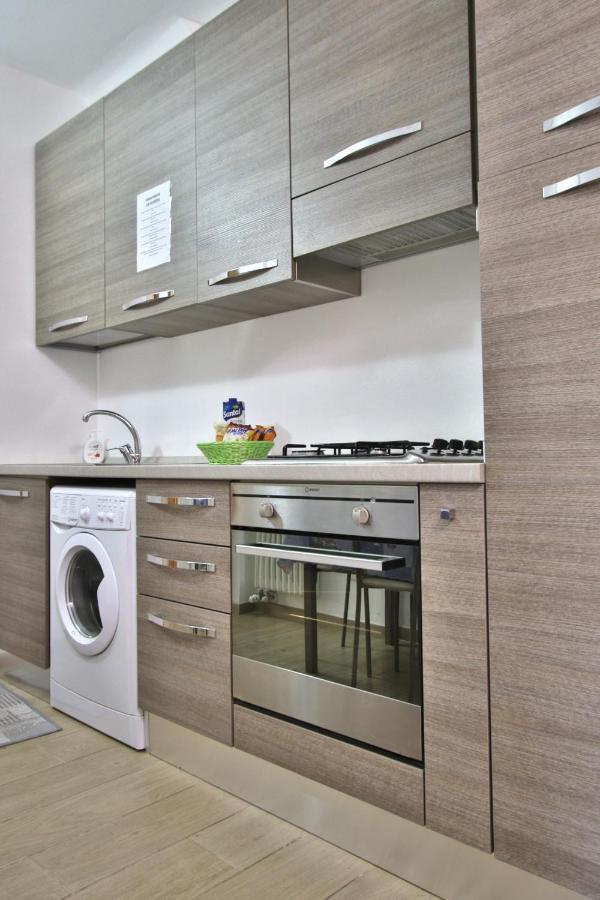 Appartamento Sole&Mare เลวานโต ภายนอก รูปภาพ